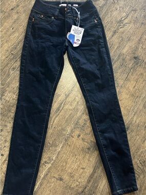 Women’s Dark Indigo Skinny Jeans — Stretch Slim Fit